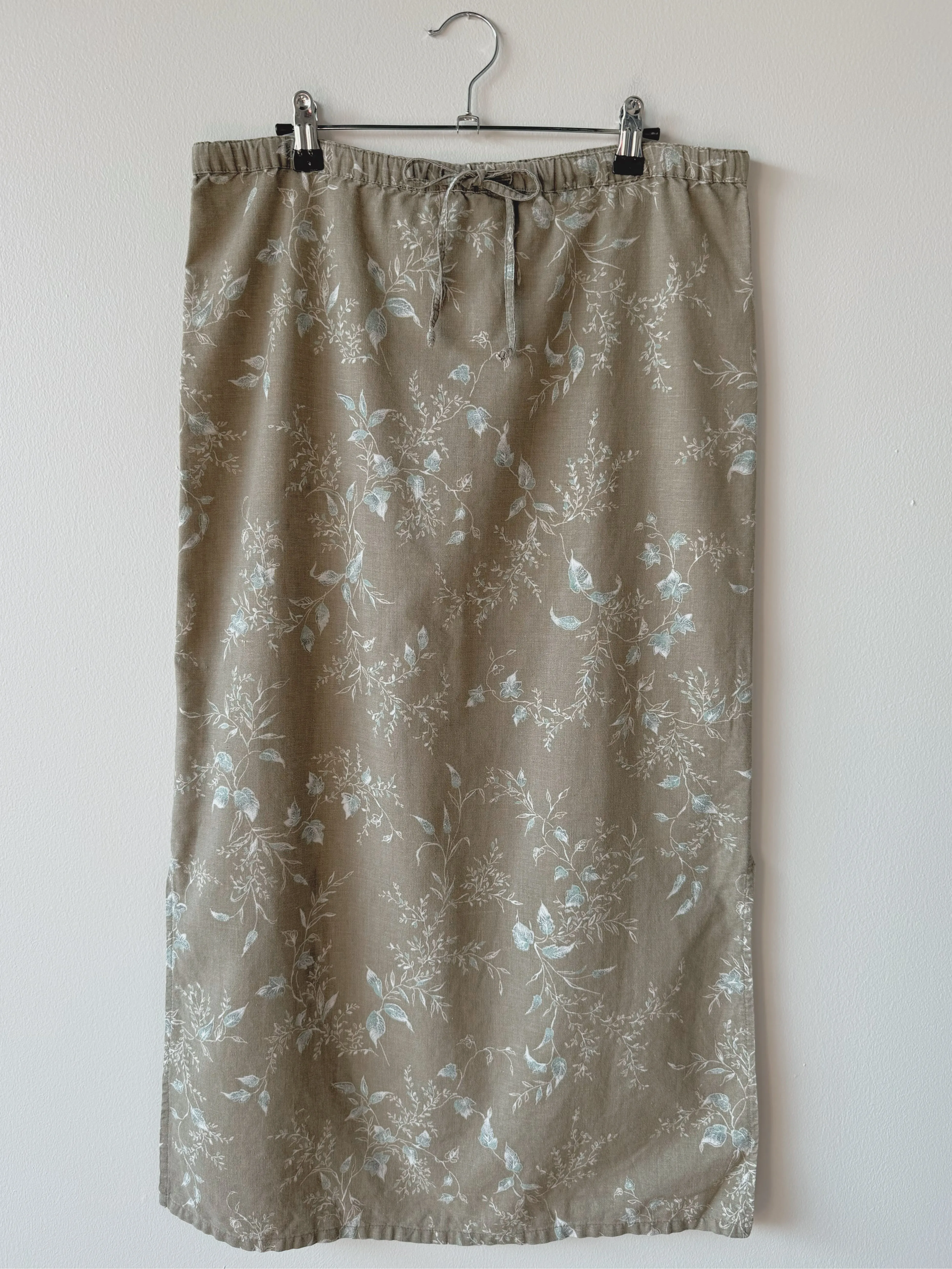 90s Muted Floral Linen Maxi Skirt (S)