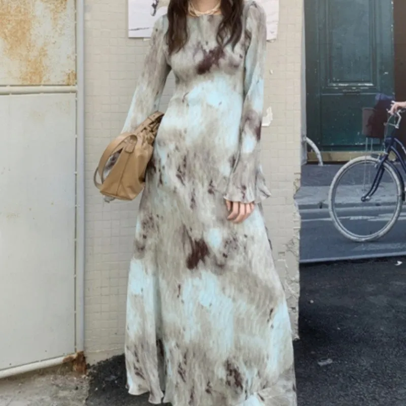 Printed Long With Large Hem Dress