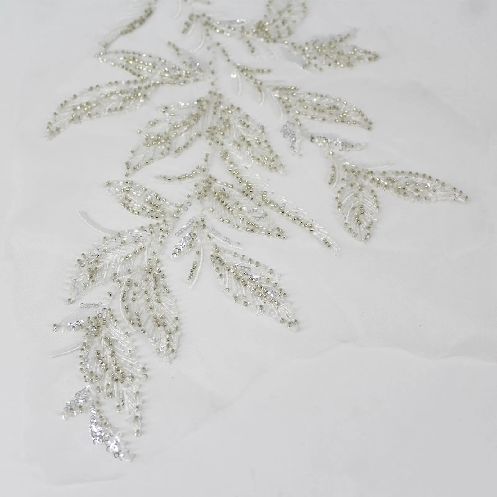 SUNMOVE 1PC 3D Beaded Embroidery Sequin Lace Applique Sew On Flower Fabric Collar Patch for Wedding Gown Dress Bridal DIY Crafts