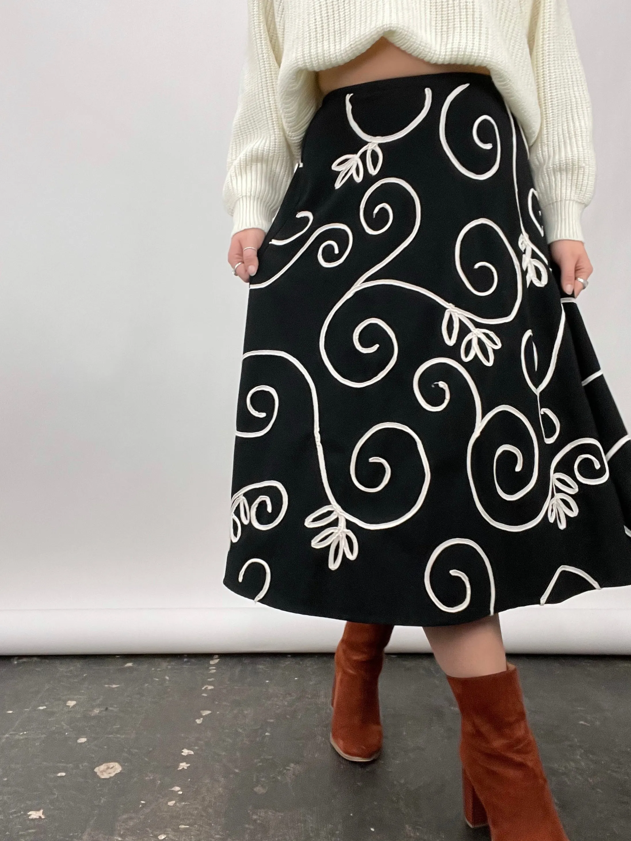 Swirl Embroidered Circle Skirt (W30")