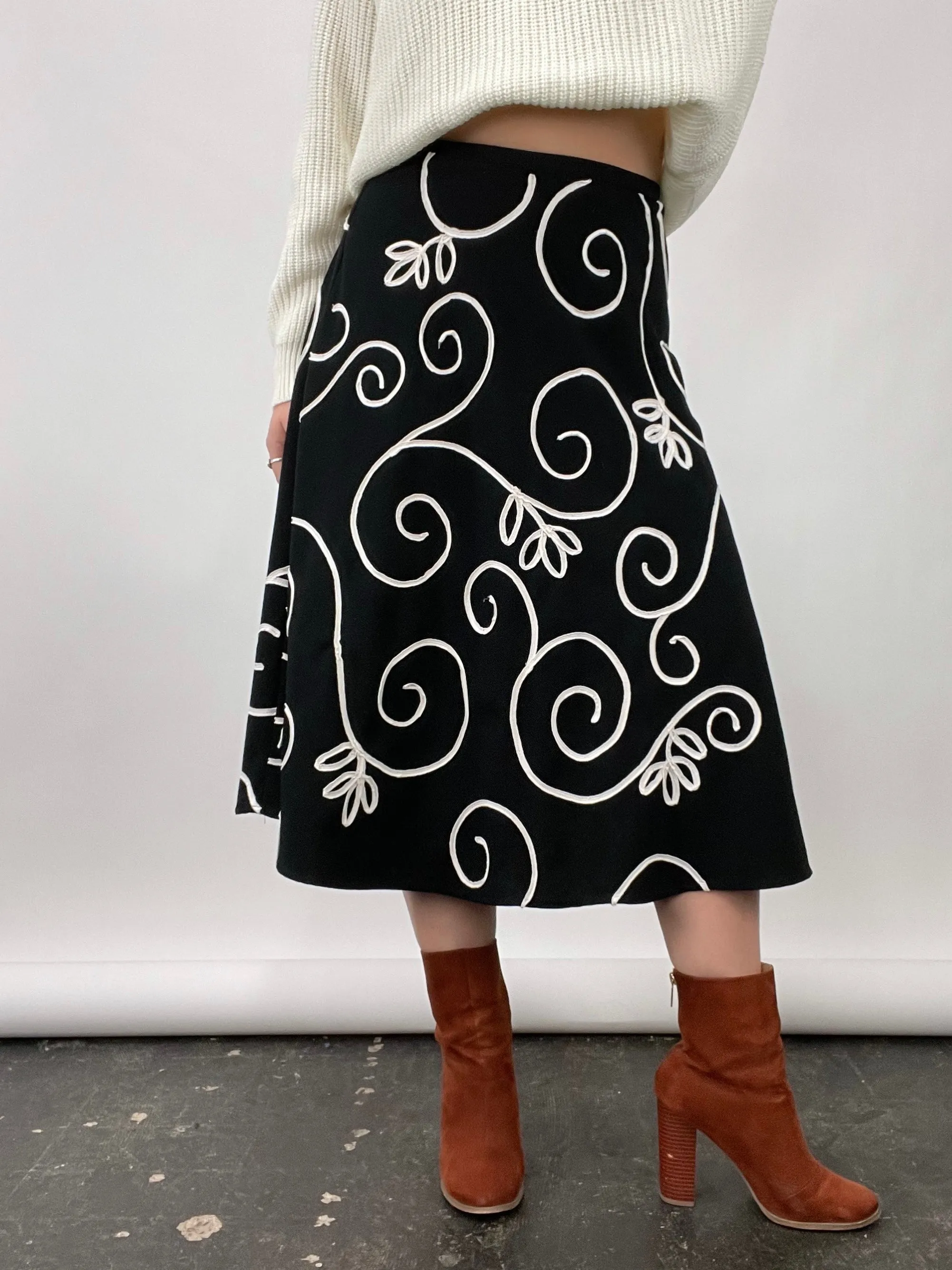 Swirl Embroidered Circle Skirt (W30")